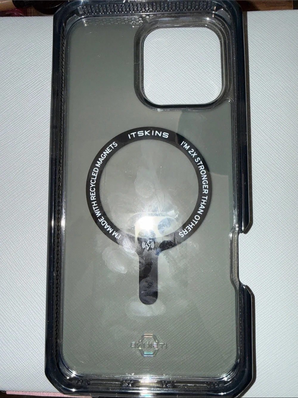 speck Clear Black MagSafe-Compatible Phone Case